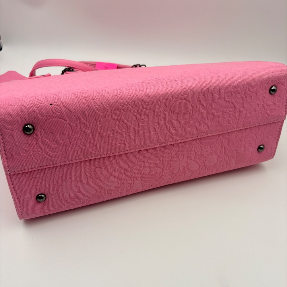 Betsey Johnson Pink Embossed Skull Tote Bag with Detachable Pouch New - Picture 10 of 14